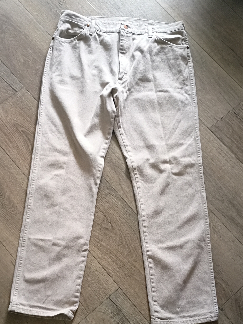 Vintage Wrangler Men's Jeans Solid Beige Color In Good Used Condition